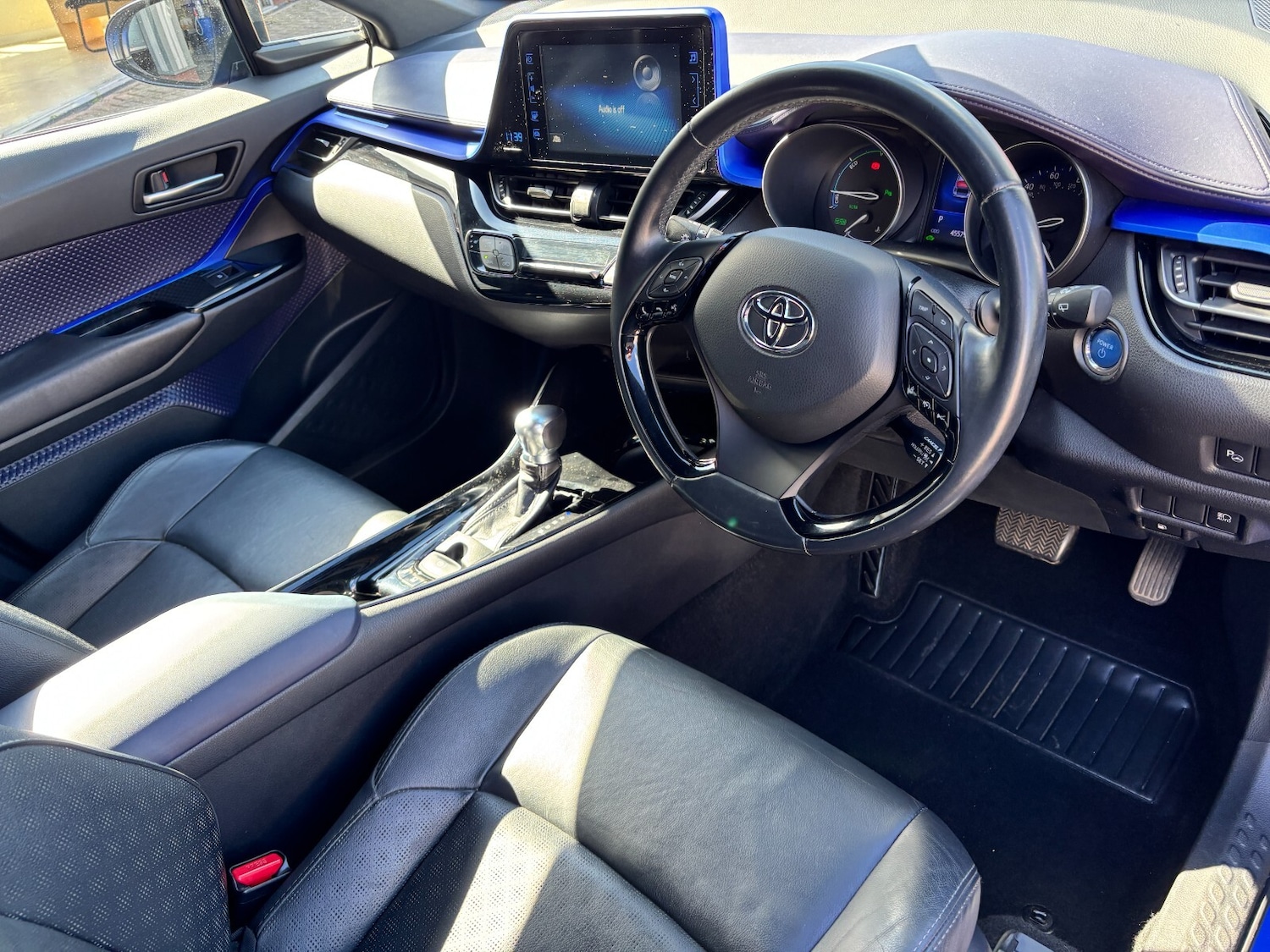 Used Toyota C-HR 2017 for sale - 76203728: Photo 19