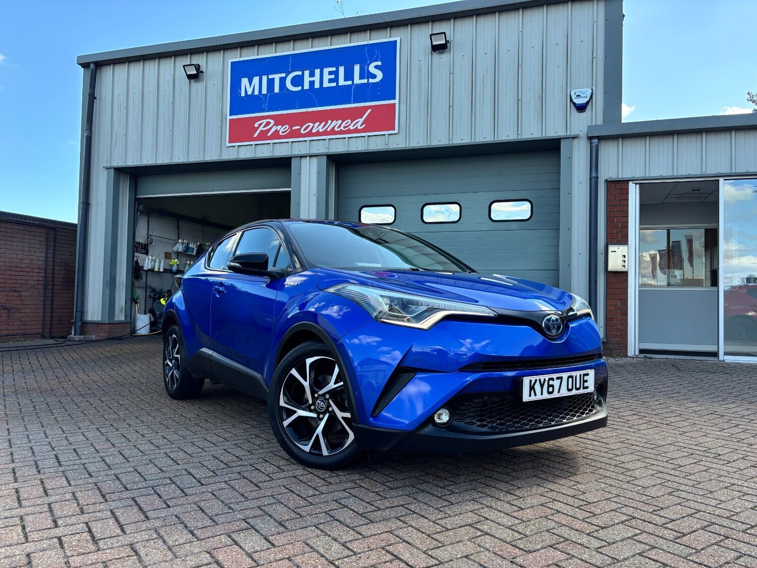 Used Toyota C-HR 2017 for sale - 76203728: Photo 3