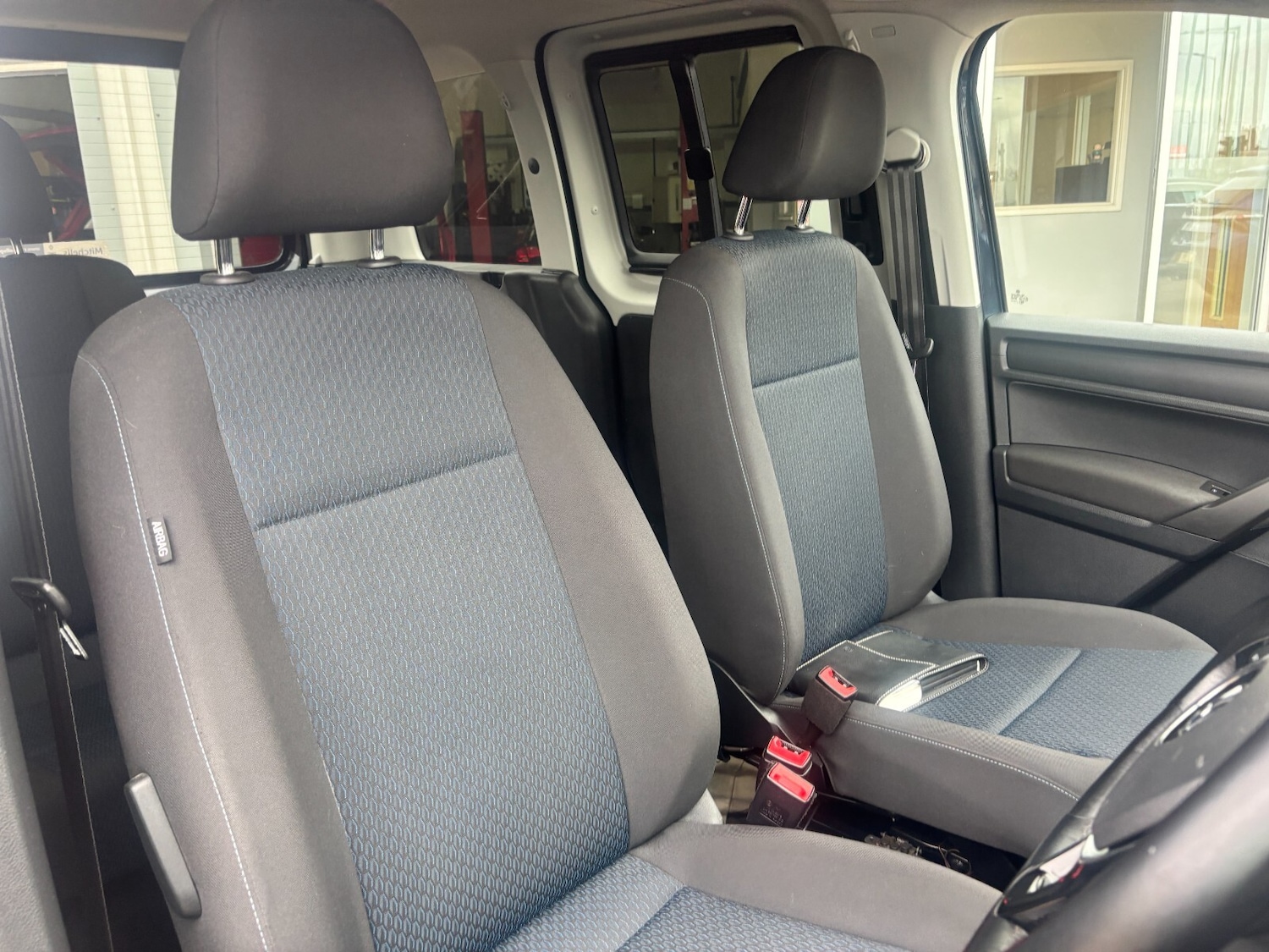 Used Volkswagen Caddy Maxi Life 2018 for sale - 77690812: Photo 23