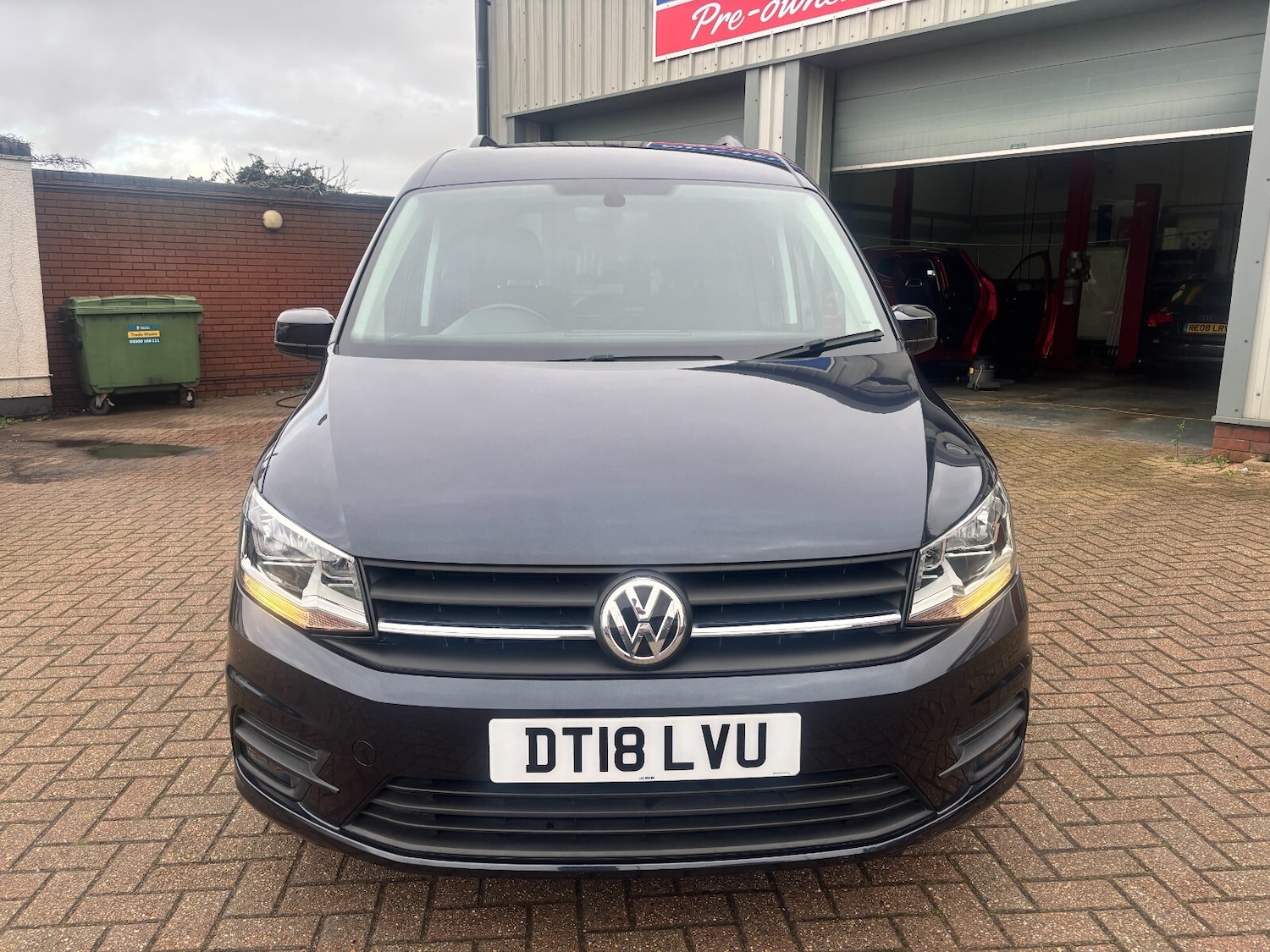 Used Volkswagen Caddy Maxi Life 2018 for sale - 77690812: Photo 3