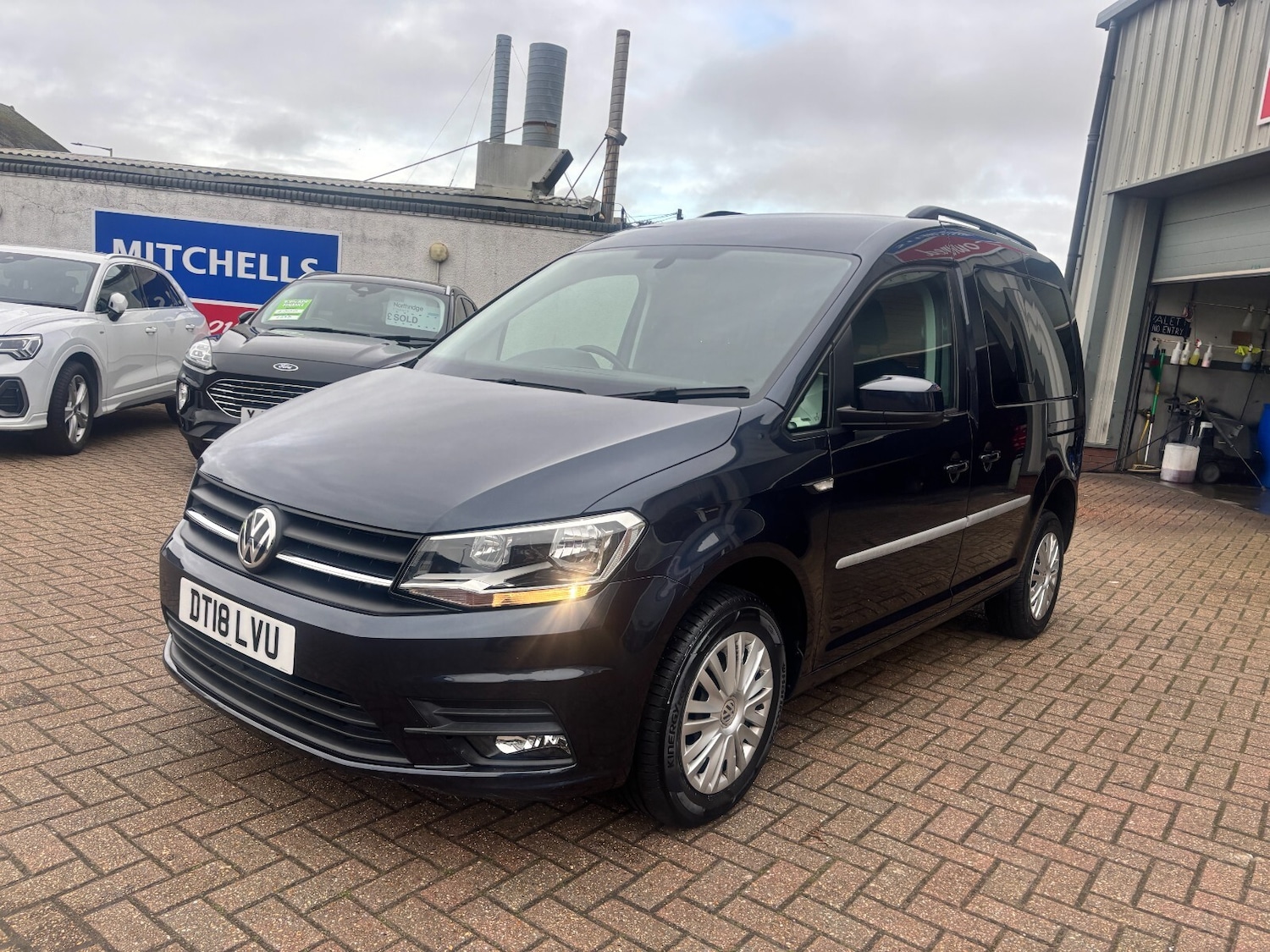 Used Volkswagen Caddy Maxi Life 2018 for sale - 77690812: Photo 4