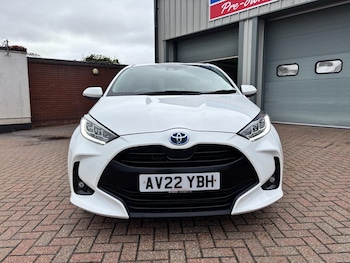 Used Toyota Yaris 2022 for sale - 76203891: Photo