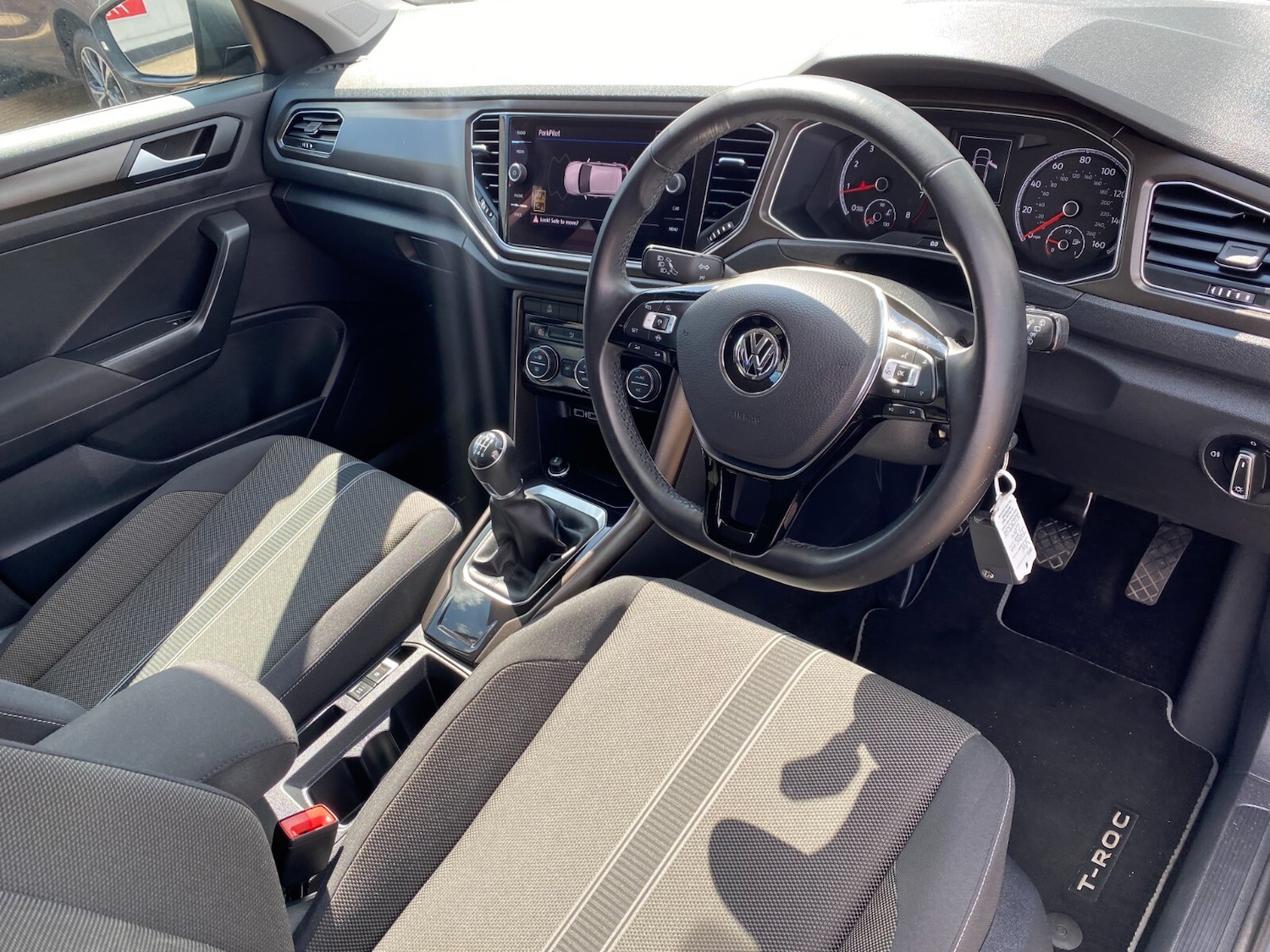 Used Volkswagen T-Roc 2018 for sale - 77726024: Photo 19