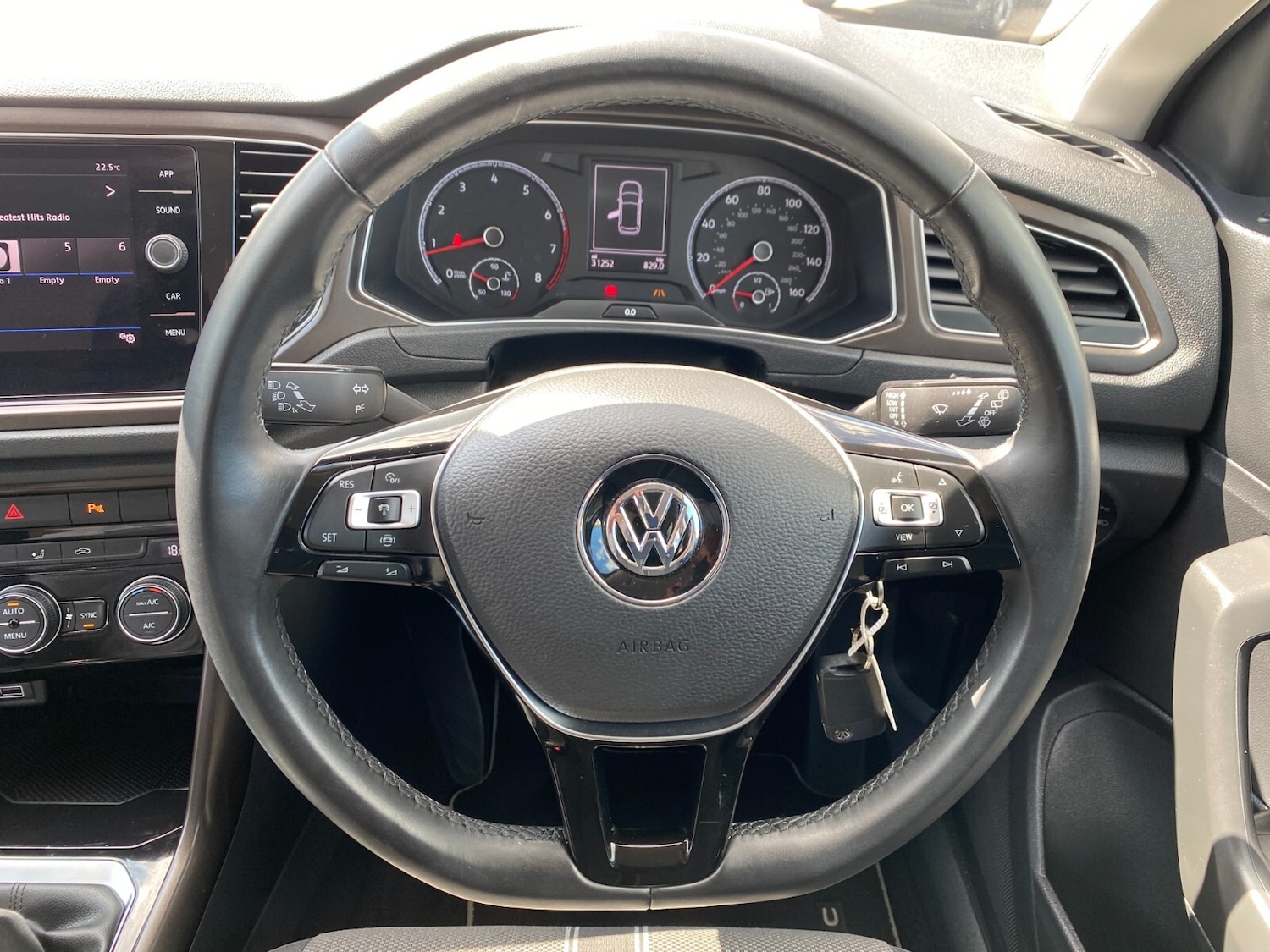 Used Volkswagen T-Roc 2018 for sale - 77726024: Photo 29
