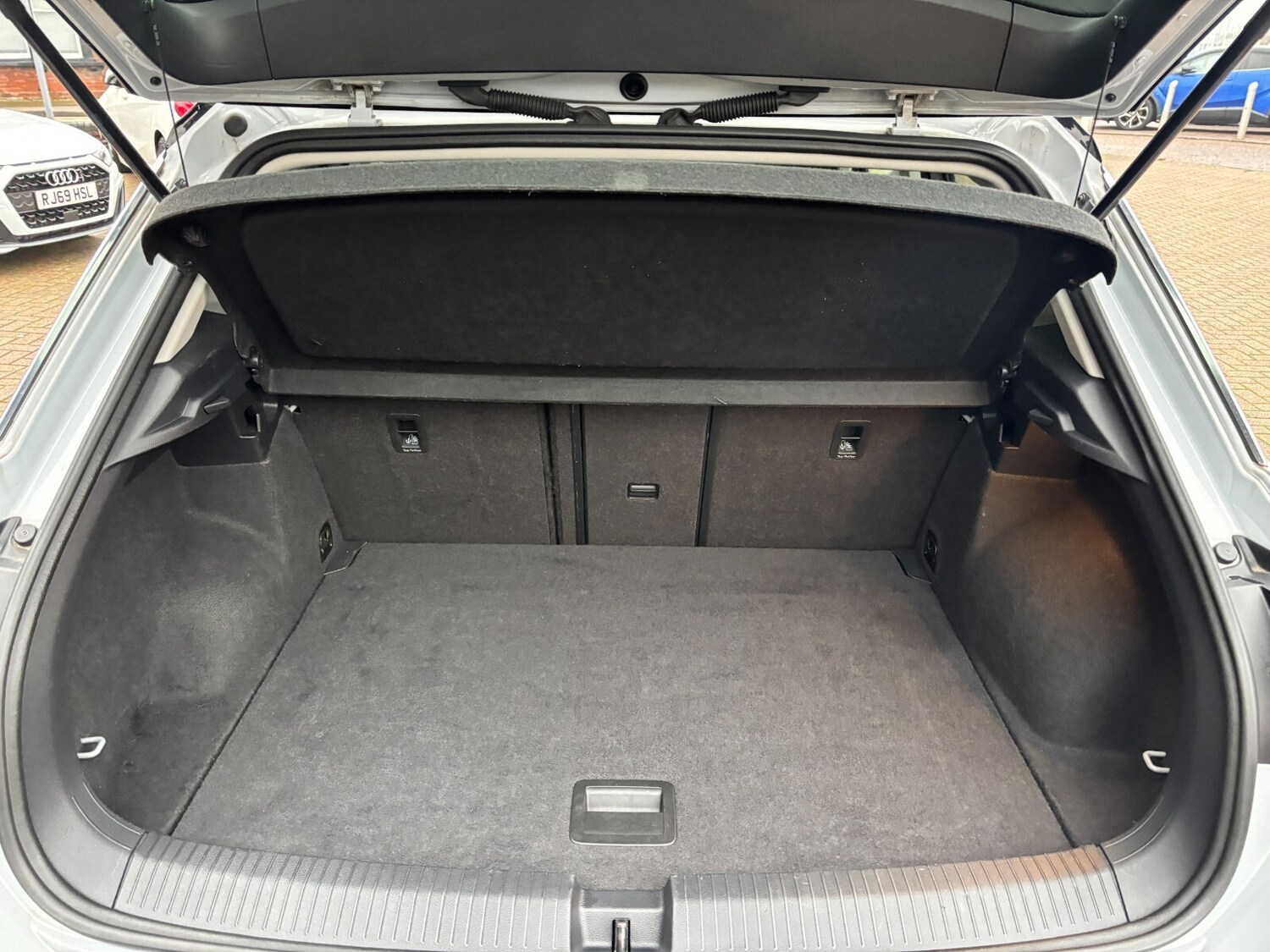 Used Volkswagen T-Roc 2018 for sale - 76567998: Photo 20