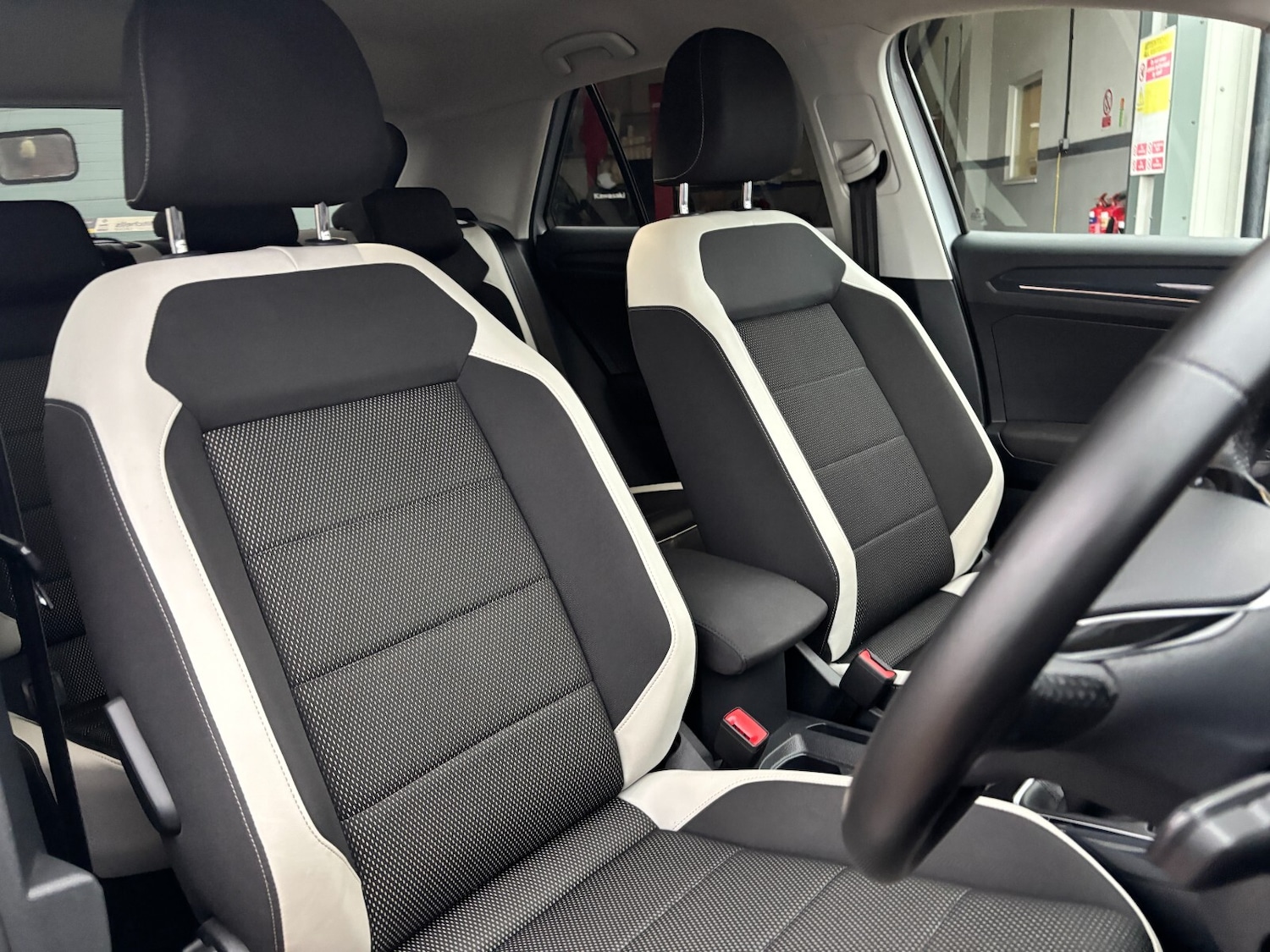 Used Volkswagen T-Roc 2018 for sale - 76567998: Photo 22