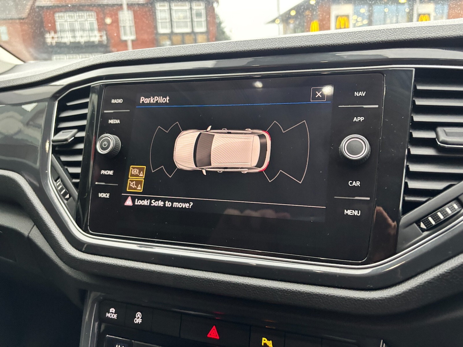 Used Volkswagen T-Roc 2018 for sale - 76567998: Photo 24