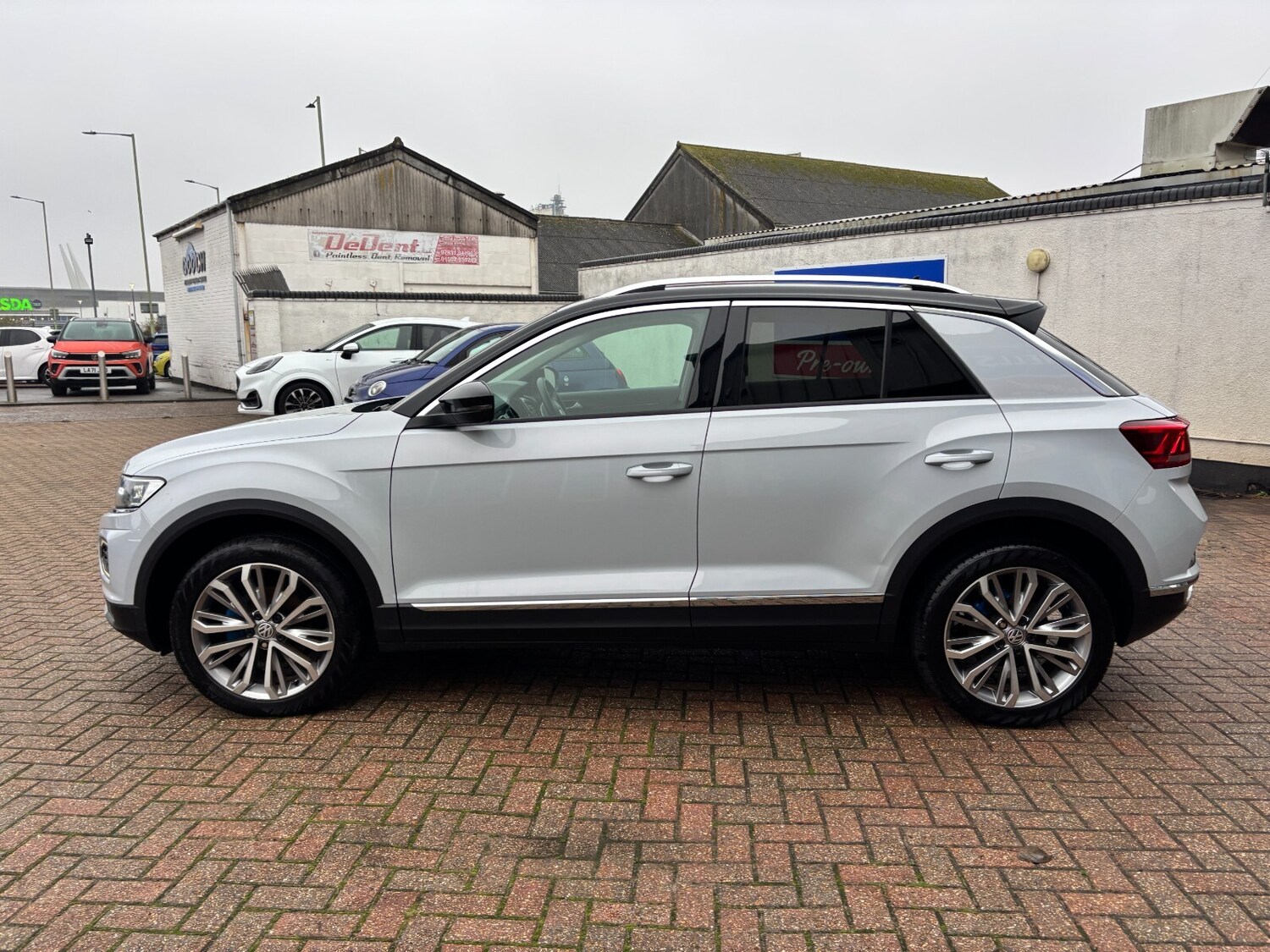 Used Volkswagen T-Roc 2018 for sale - 76567998: Photo 6