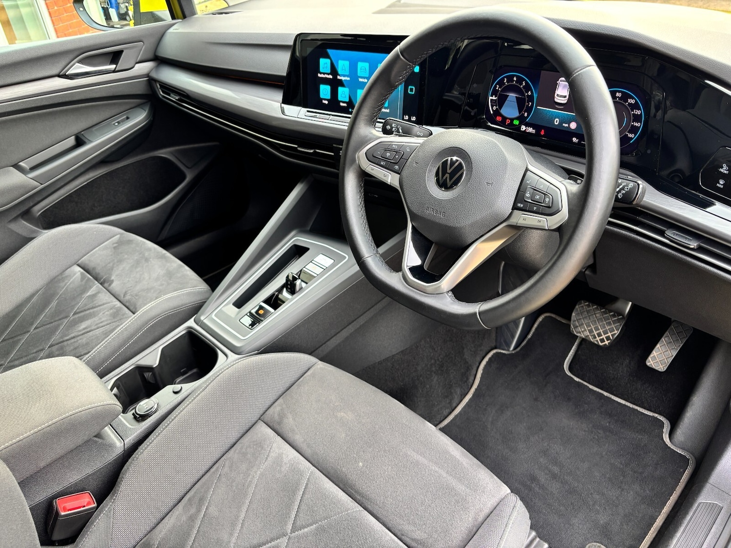 Used Volkswagen Golf 2020 for sale - 77492603: Photo 24