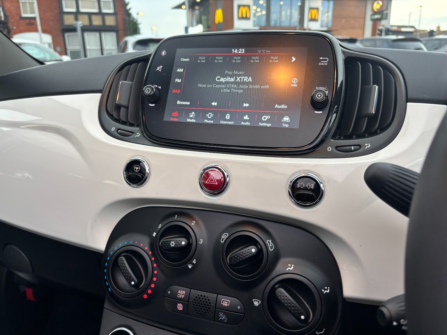 Used Fiat 500 2024 for sale - 76937538: Photo 22