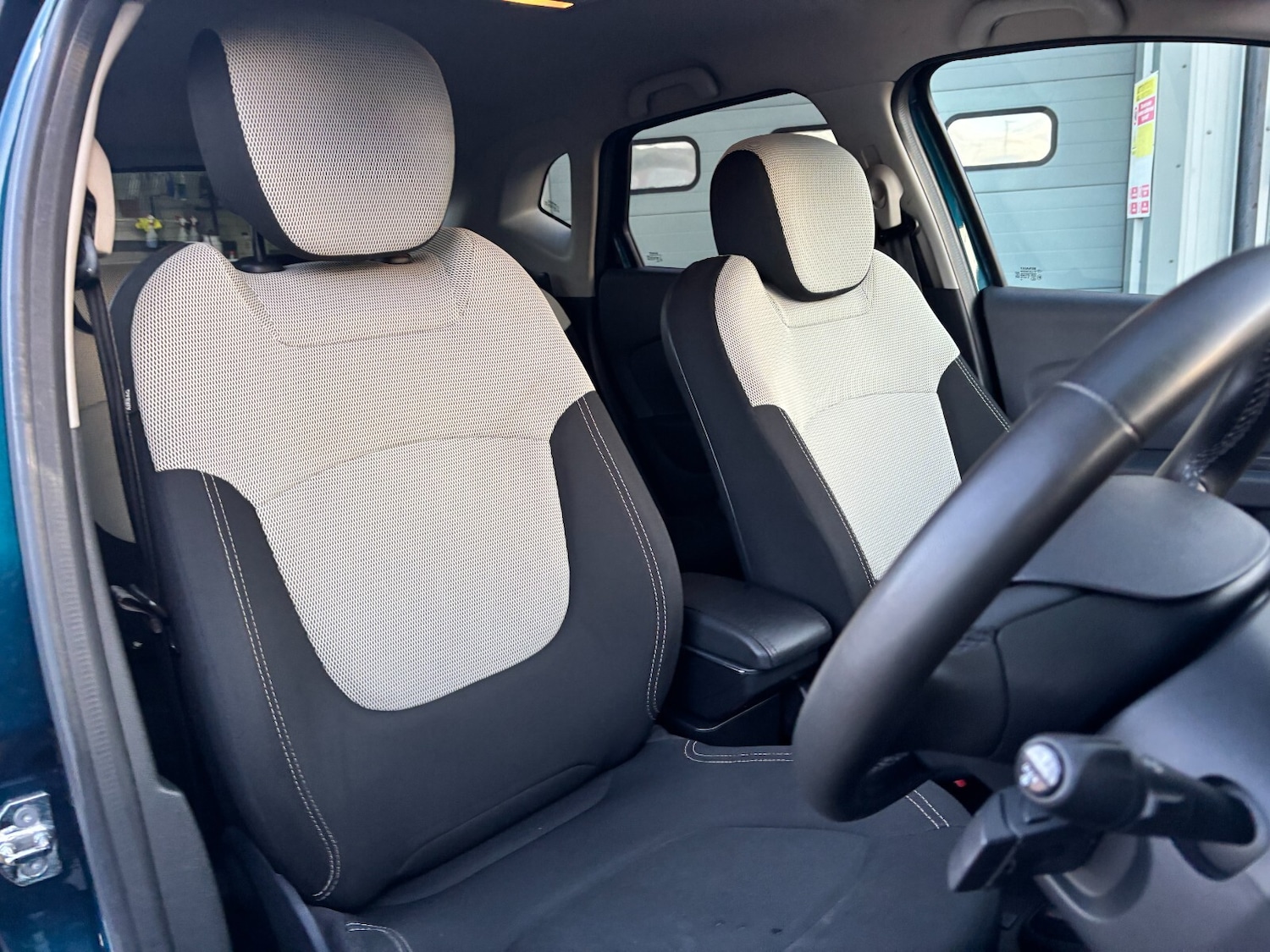 Used Renault Captur 2019 for sale - 76888687: Photo 23