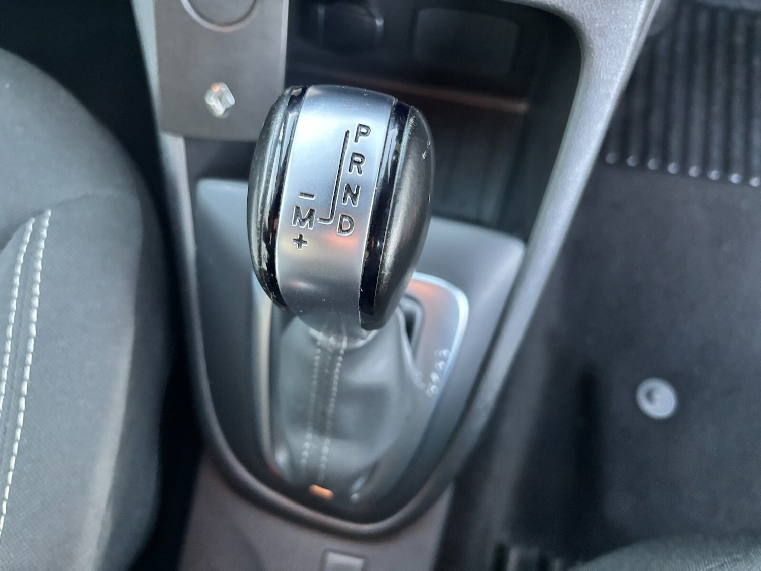 Used Renault Captur 2019 for sale - 76888687: Photo 25