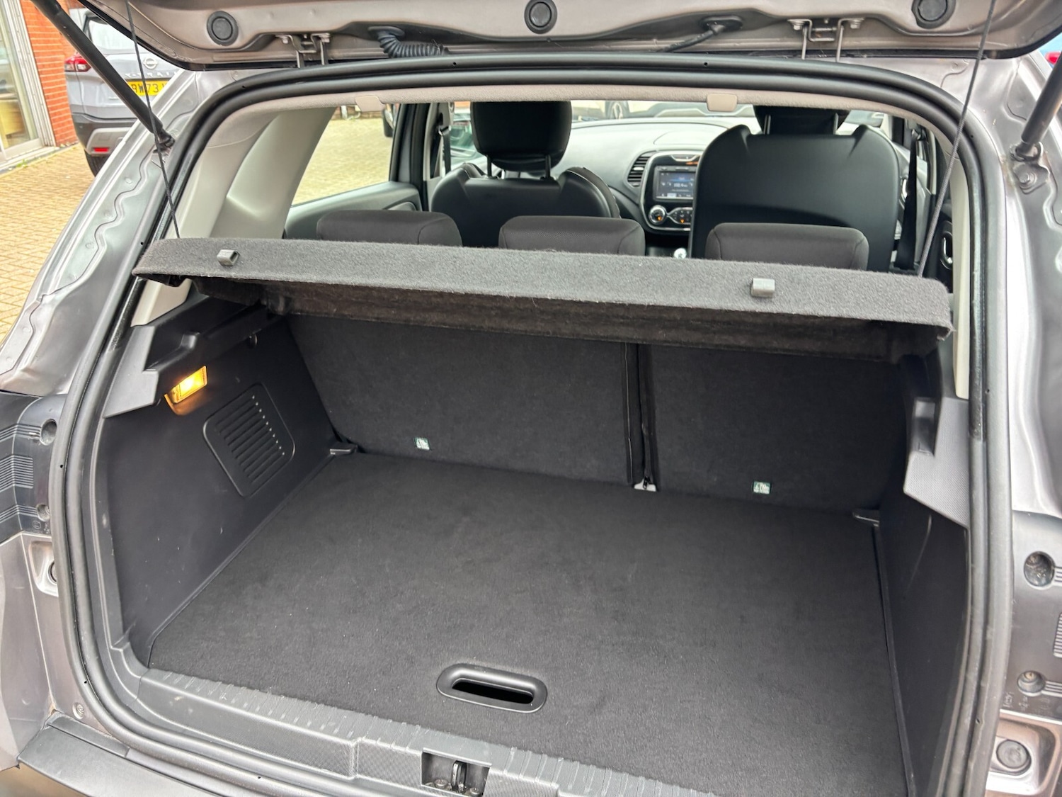 Used Renault Captur 2015 for sale - 77660383: Photo 19