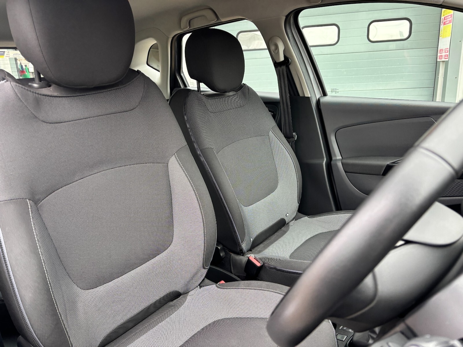 Used Renault Captur 2015 for sale - 77660383: Photo 21