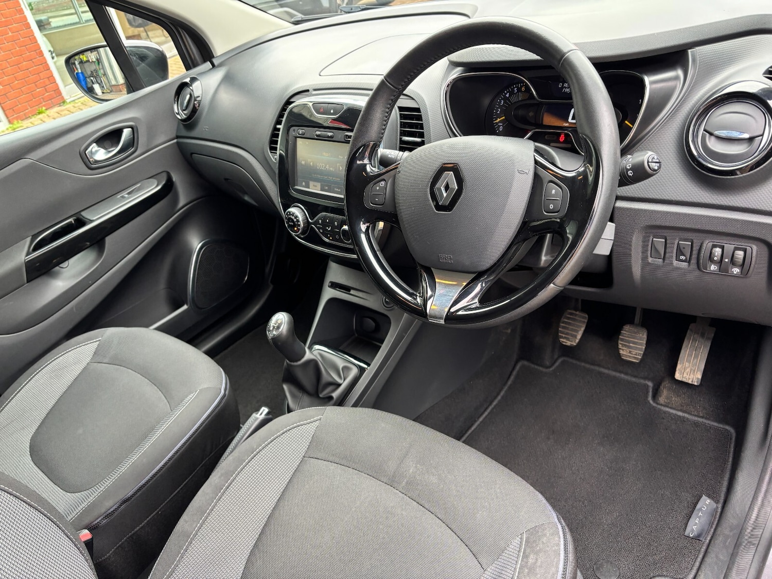 Used Renault Captur 2015 for sale - 77660383: Photo 22