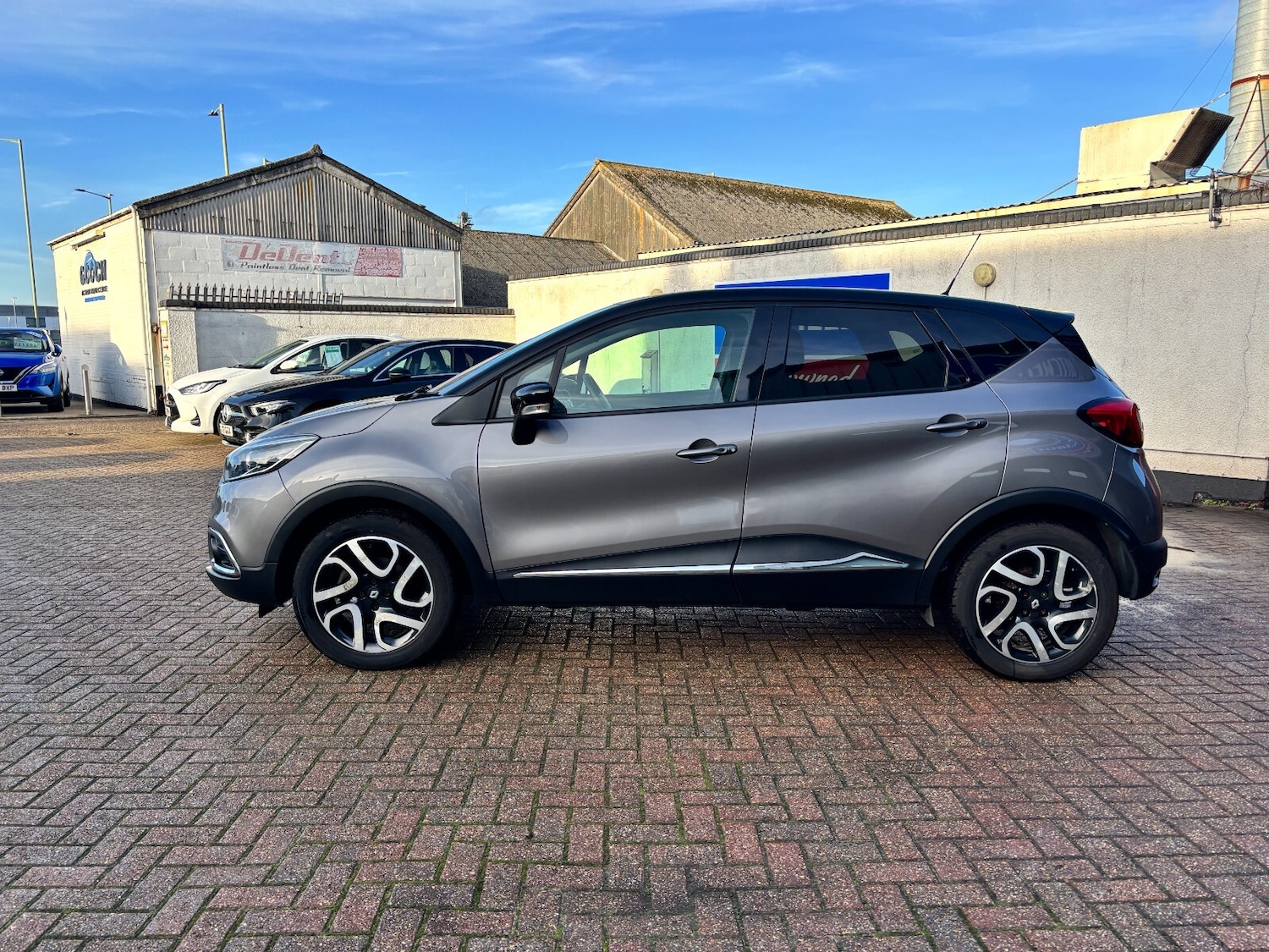 Used Renault Captur 2015 for sale - 76888861: Photo 7