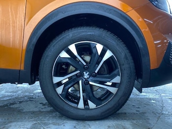 Used Peugeot 2008 2022 for sale - 77457849: Photo