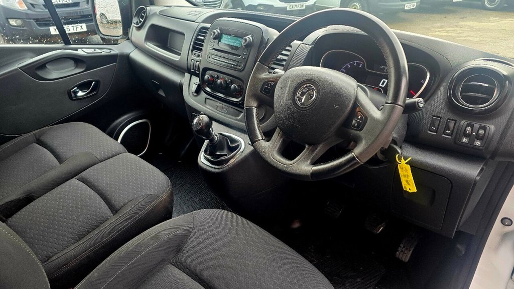 Used Vauxhall Vivaro 2018 for sale - 76923509: Photo 11