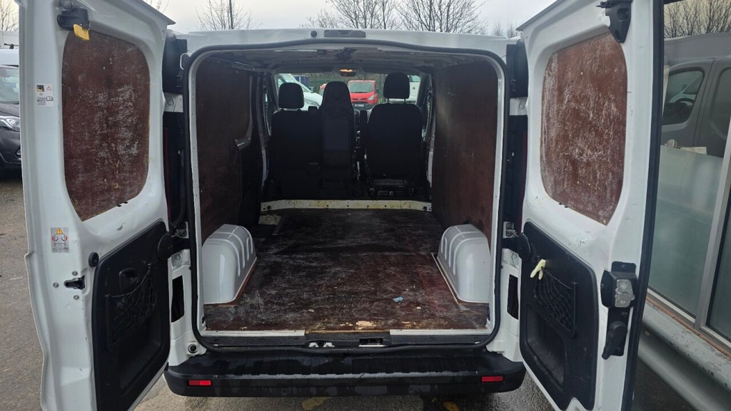Used Vauxhall Vivaro 2018 for sale - 76923509: Photo 2