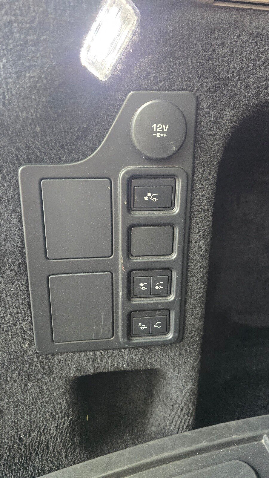 Used Land Rover Discovery 2020 for sale - 77263296: Photo 30