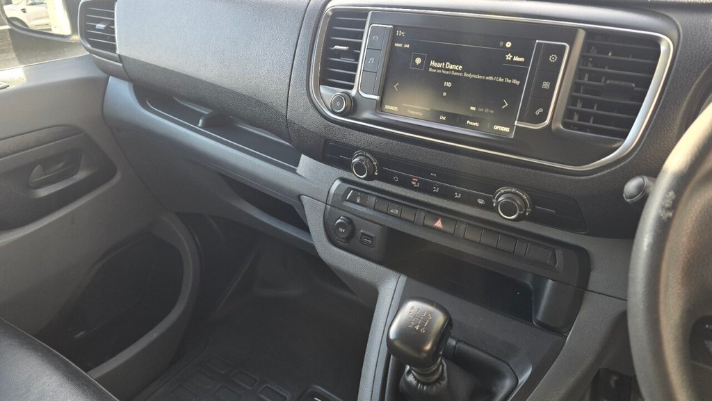 Used Vauxhall Vivaro 2019 for sale - 76942871: Photo 15