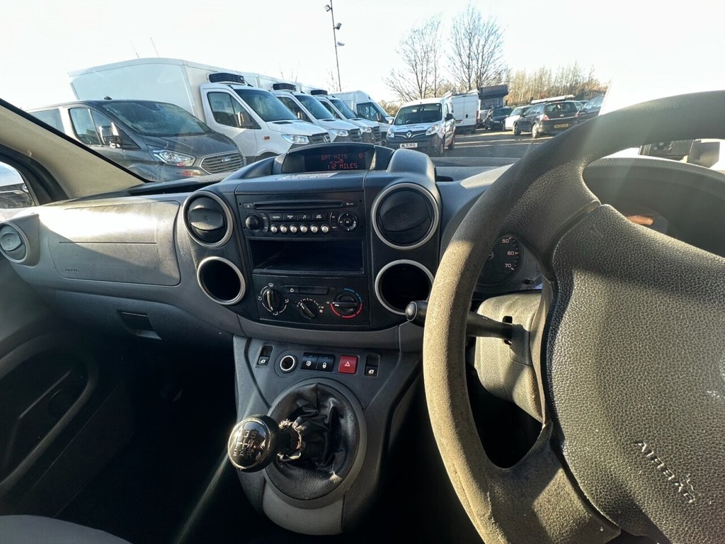 Used Peugeot Partner 2012 for sale - 76866873: Photo 11