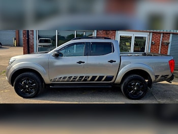 Used Nissan Navara 2021 for sale - 76866858: Photo