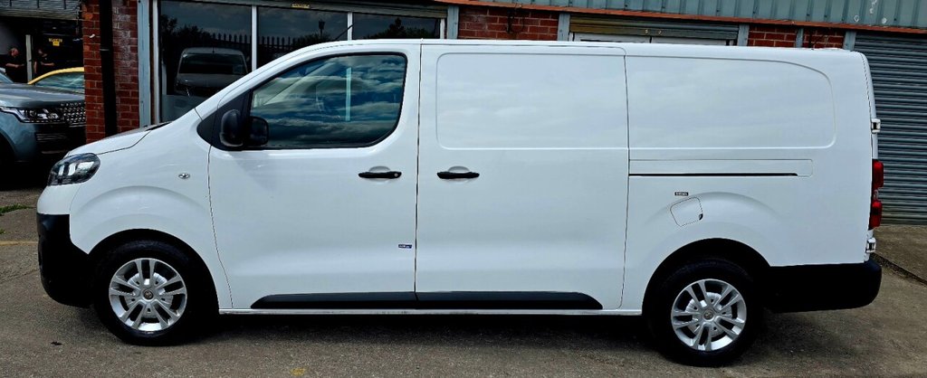 Used Vauxhall Vivaro 2021 for sale - 76866857: Photo 4