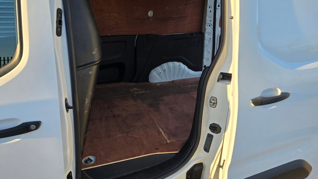 Used Vauxhall Combo 2020 for sale - 76866865: Photo 12