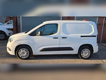 Used Vauxhall Combo 2020 for sale - 76866865: Photo