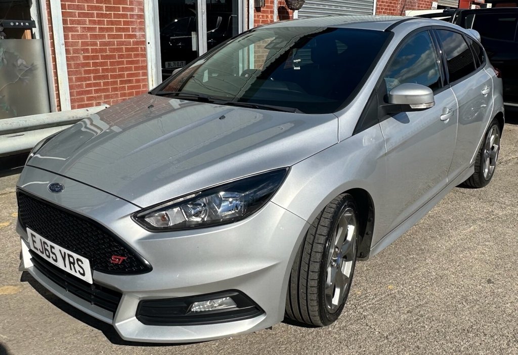 Used Ford Focus 2015 for sale - 76866860: Photo 32