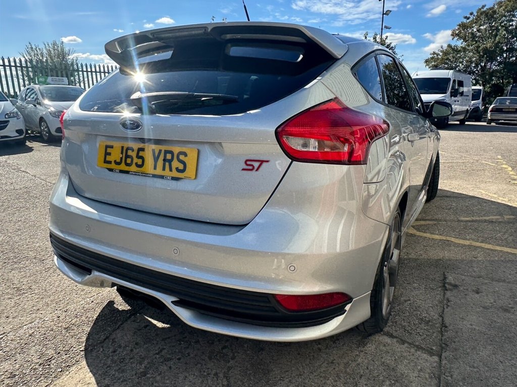 Used Ford Focus 2015 for sale - 76866860: Photo 33