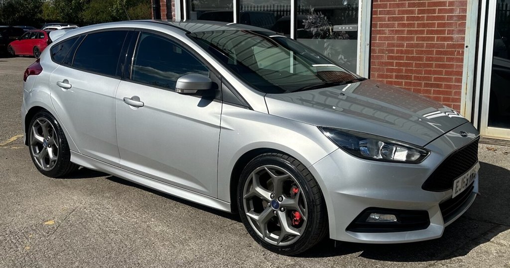 Used Ford Focus 2015 for sale - 76866860: Photo 38