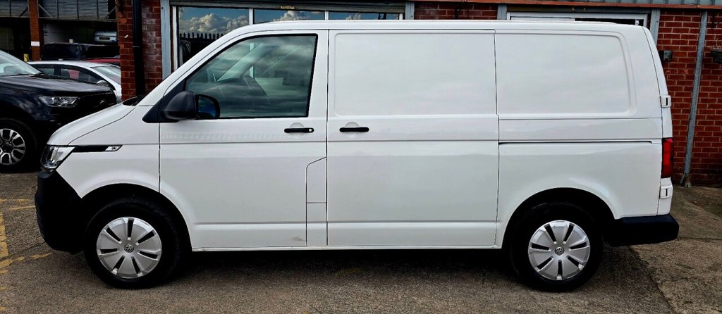 Used Volkswagen Transporter 2022 for sale - 76866877: Photo 4