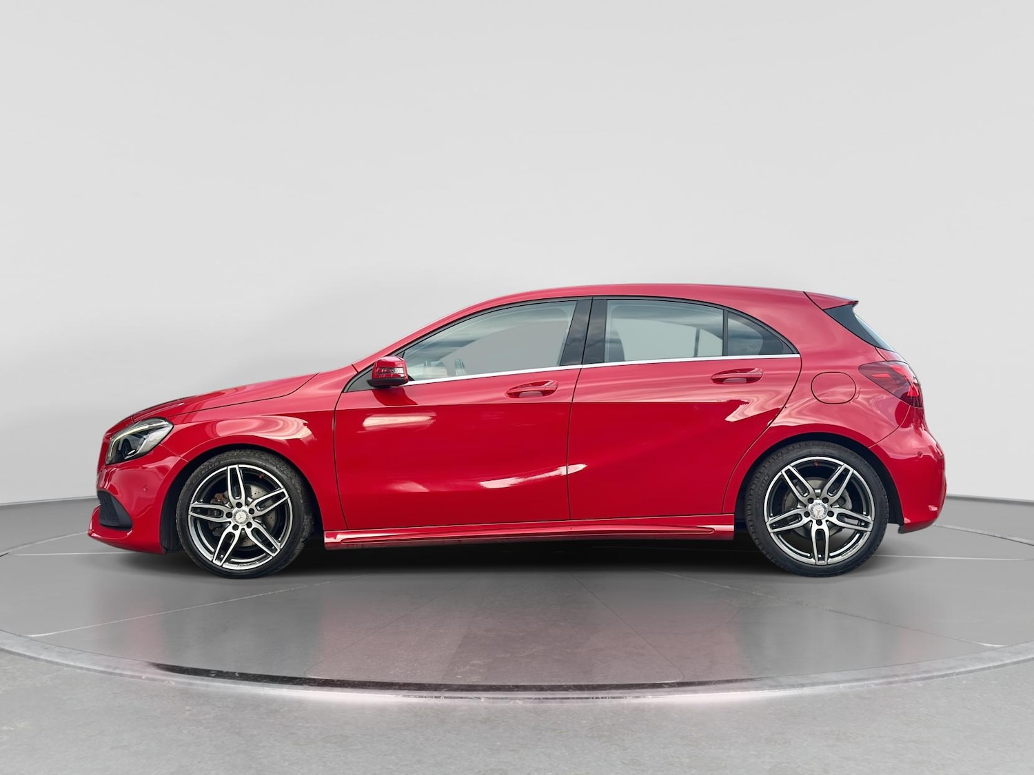 Used Mercedes-Benz A-Class 2017 for sale - 77198465: Photo 7