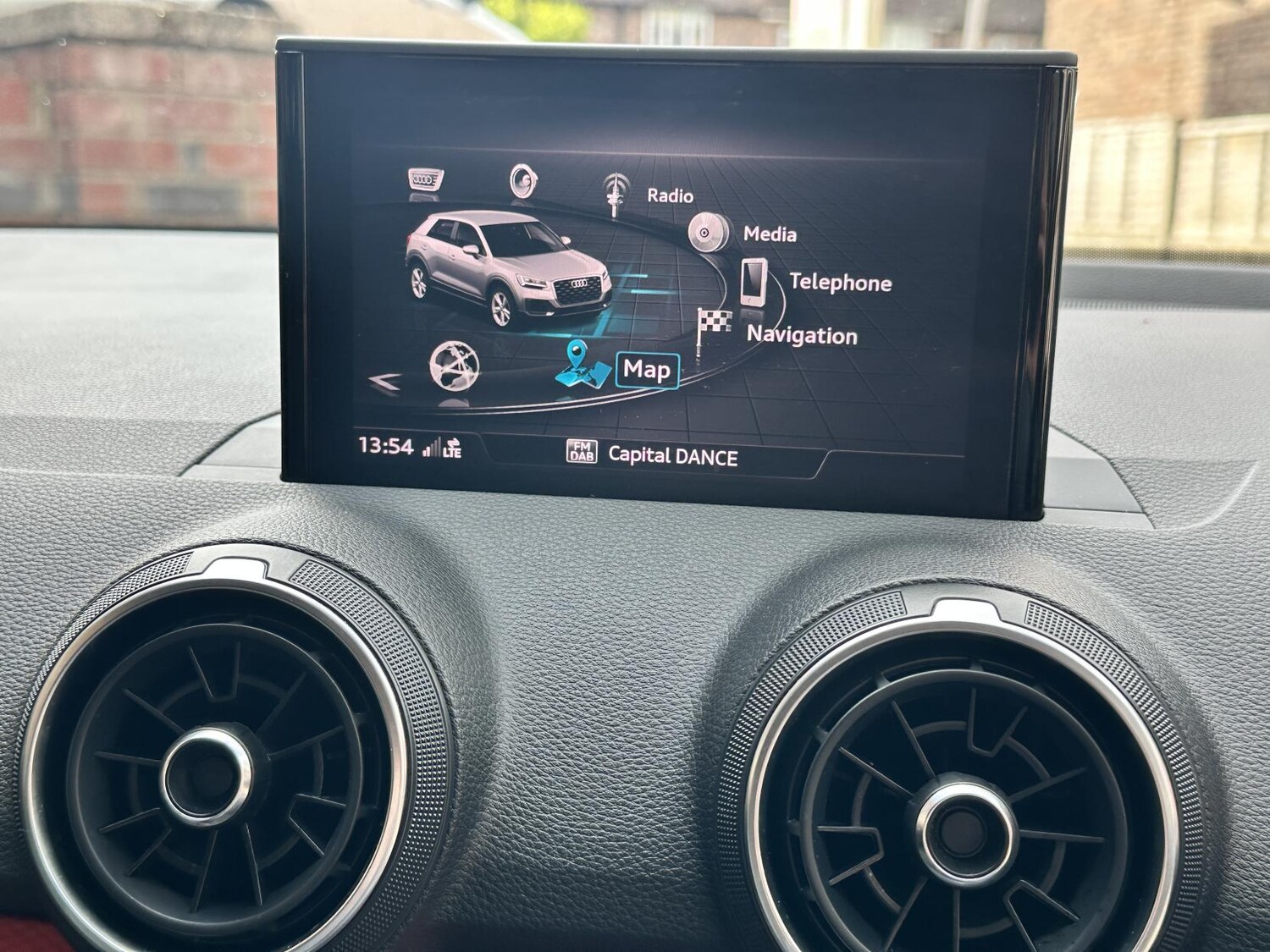 Used Audi Q2 2017 for sale - 76108329: Photo 24