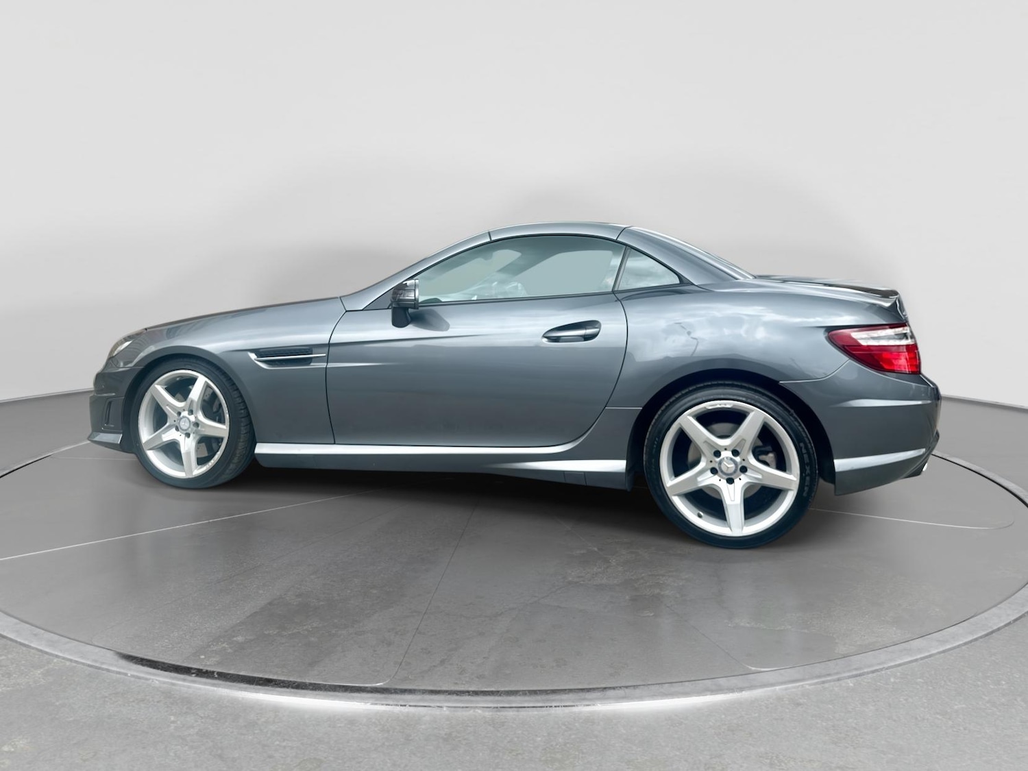 Used Mercedes-Benz SLK 2016 for sale - 77055740: Photo 4