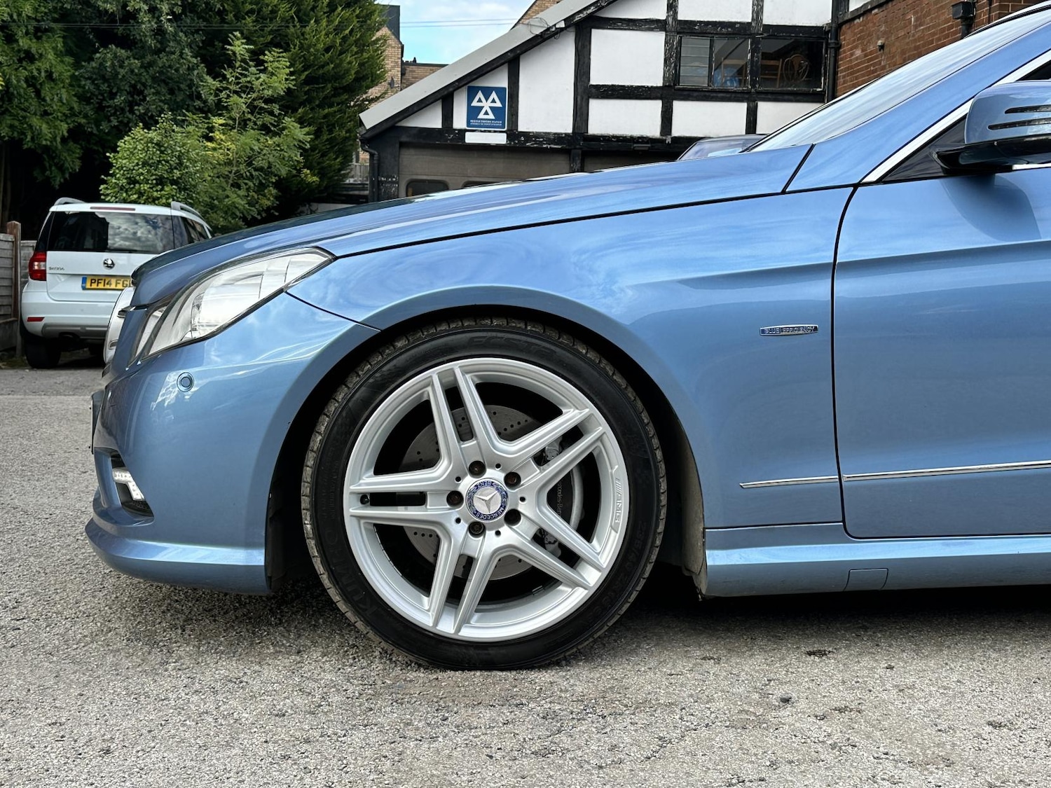 Used Mercedes-Benz E Class 2012 for sale - 77357658: Photo 11