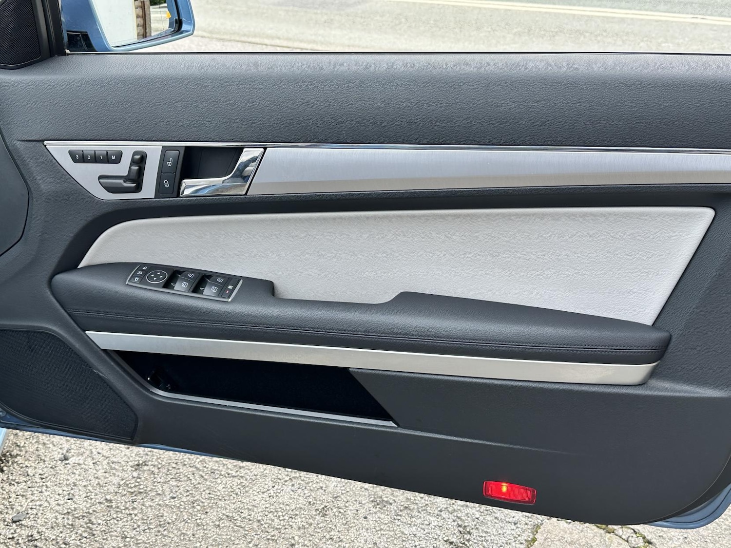 Used Mercedes-Benz E Class 2012 for sale - 77357658: Photo 24