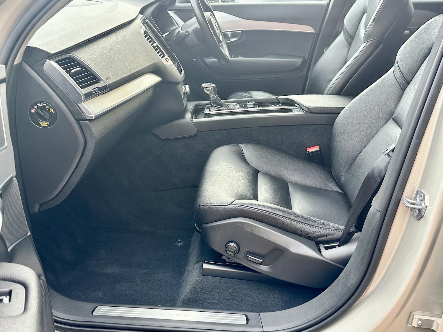 Used Volvo XC90 2019 for sale - 75895536: Photo 15