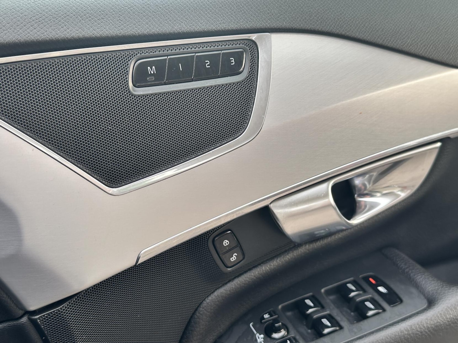 Used Volvo XC90 2019 for sale - 75895536: Photo 24