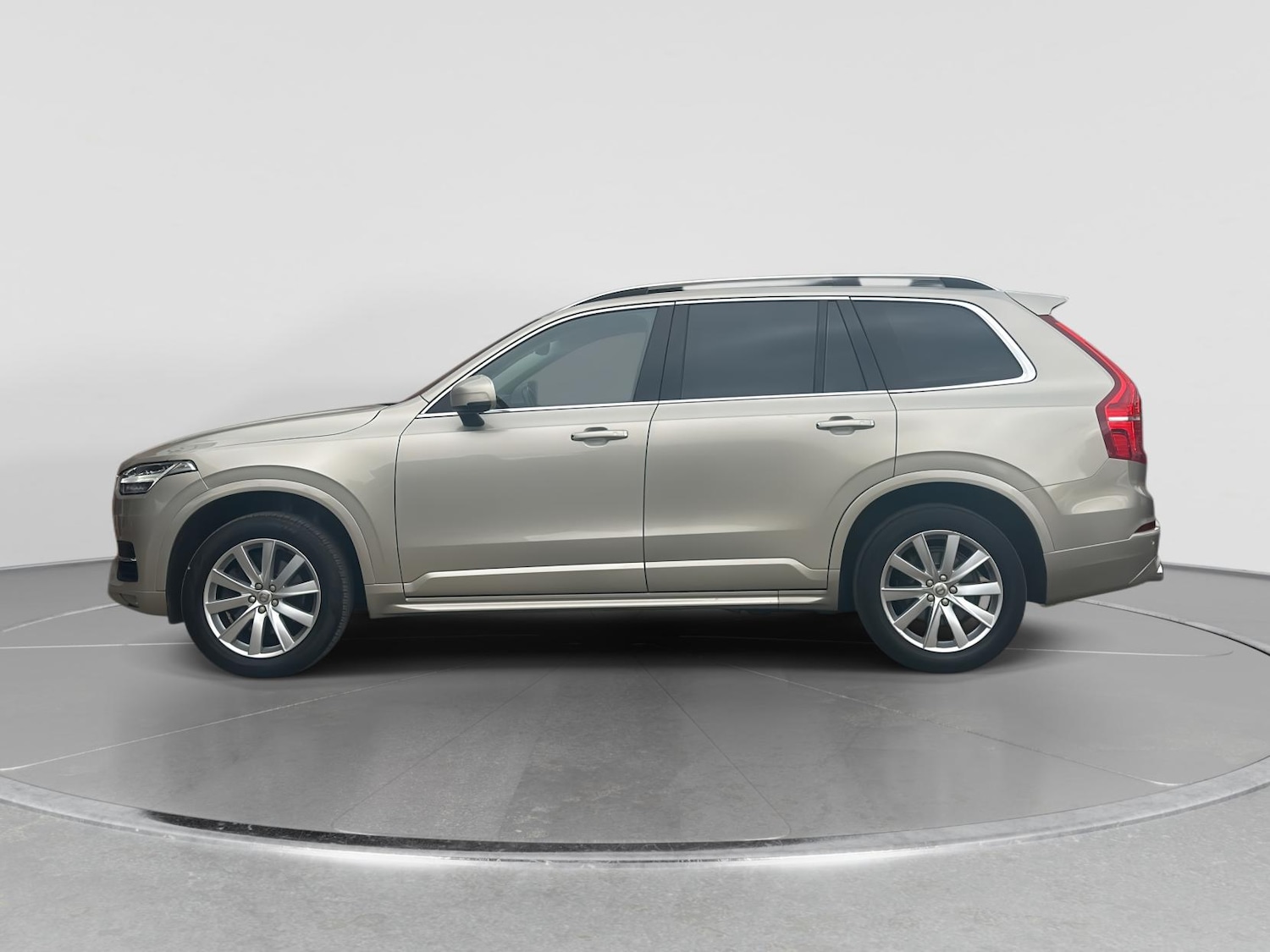 Used Volvo XC90 2019 for sale - 75895536: Photo 9