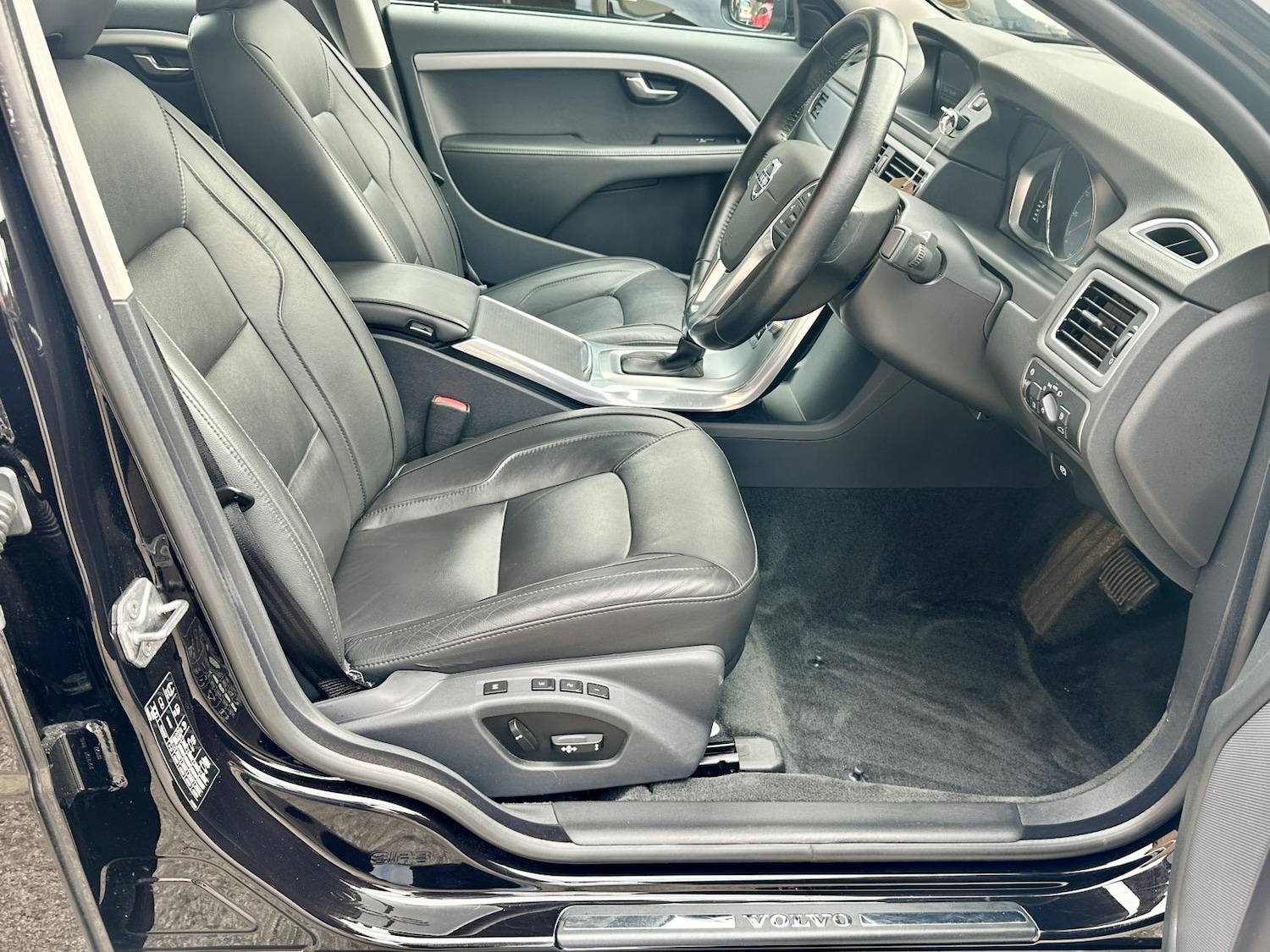 Used Volvo S80 2016 for sale - 75780728: Photo 19