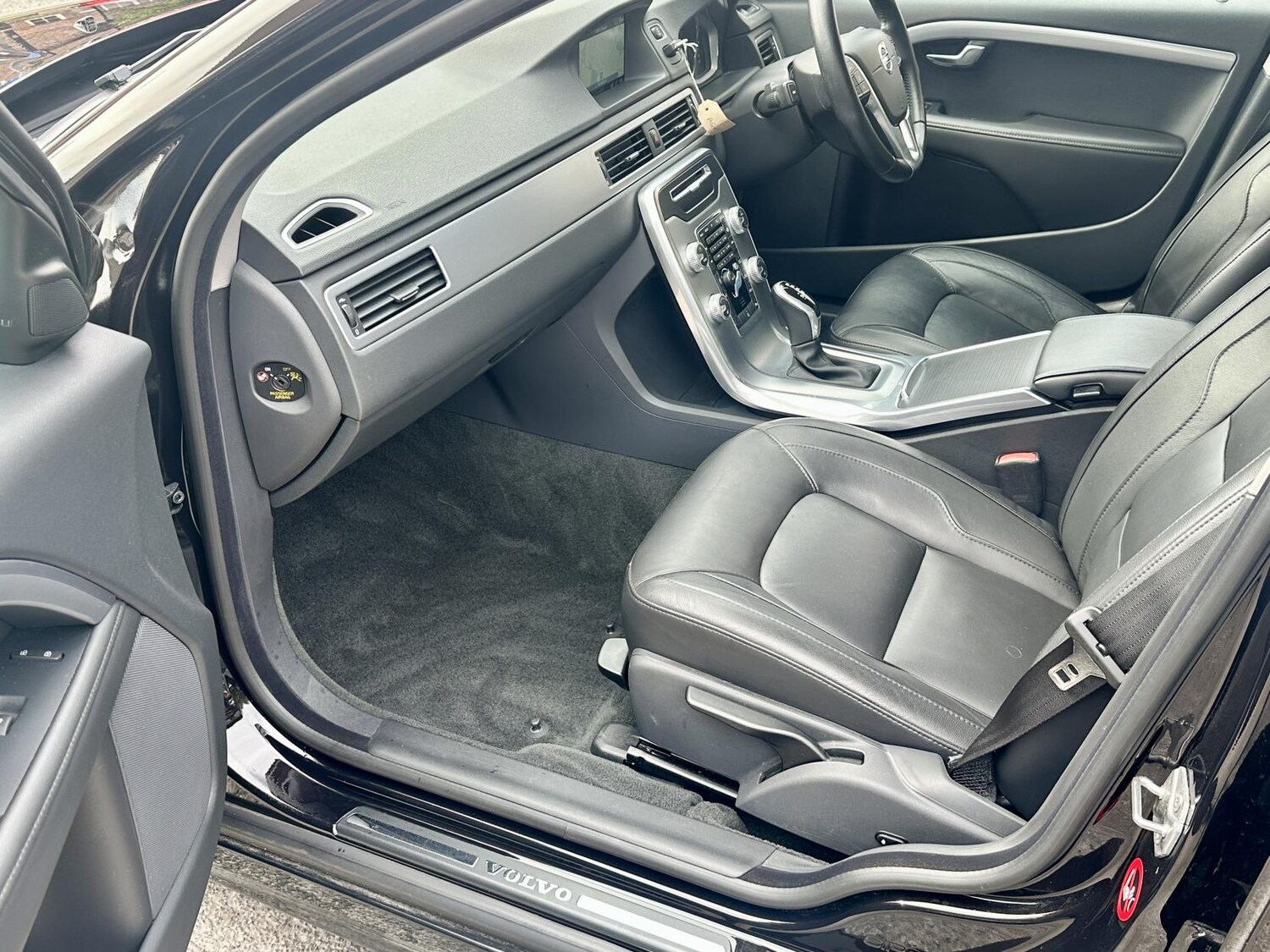 Used Volvo S80 2016 for sale - 75780728: Photo 23