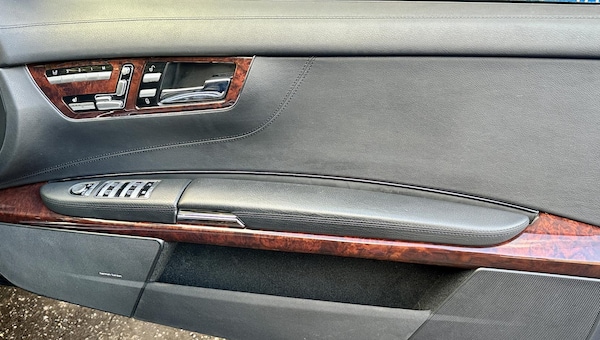 Used Mercedes-Benz CL 2009 for sale - 73883613: Photo 28