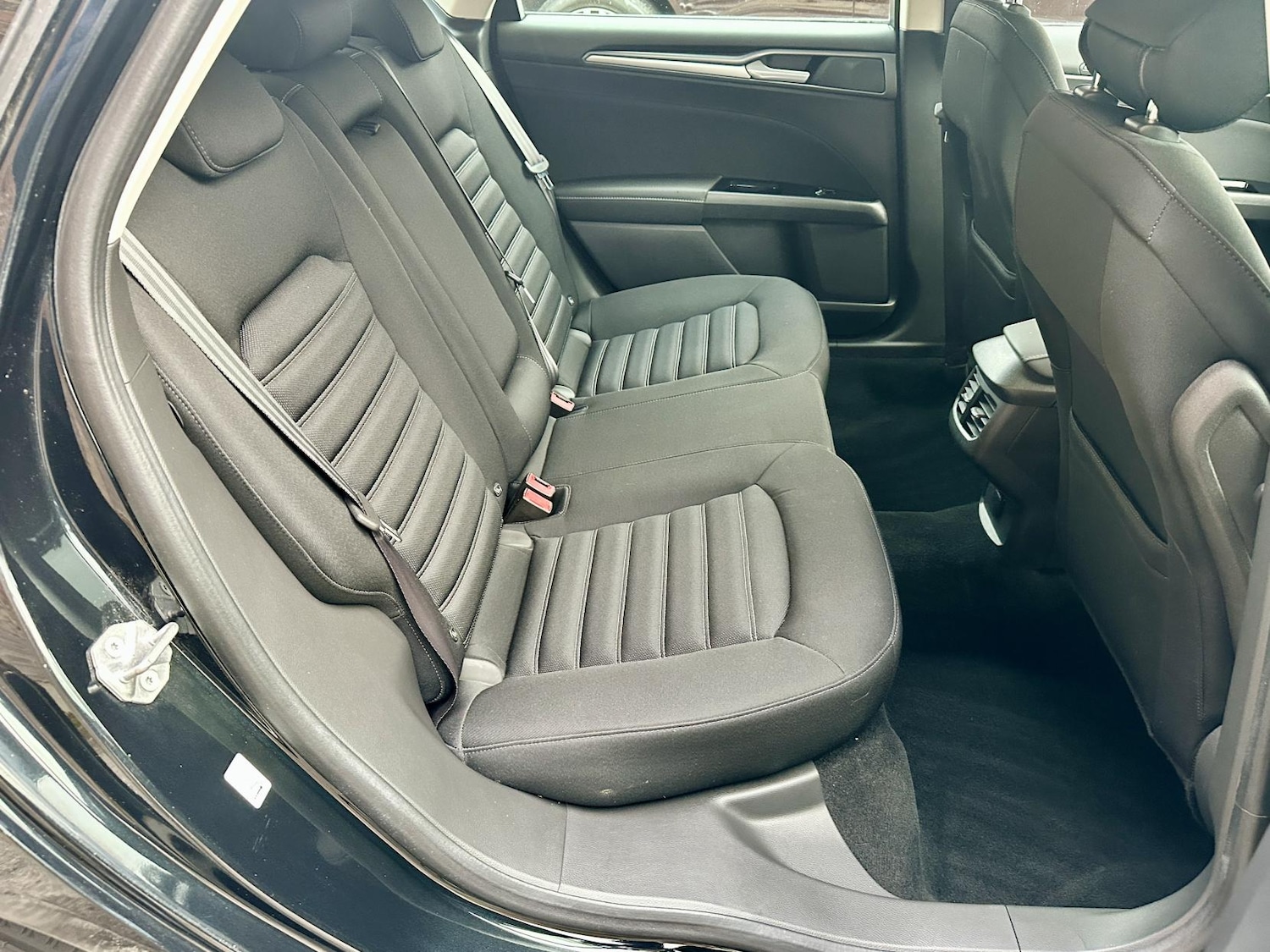 Used Ford Mondeo 2015 for sale - 77010181: Photo 25