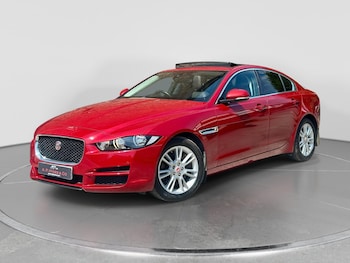 Used Jaguar XE 2015 for sale - 79196082: Photo