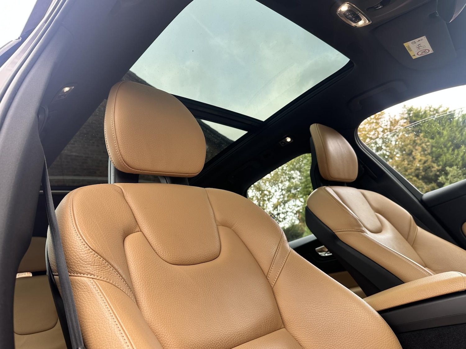 Used Volvo XC60 2017 for sale - 76151048: Photo 20