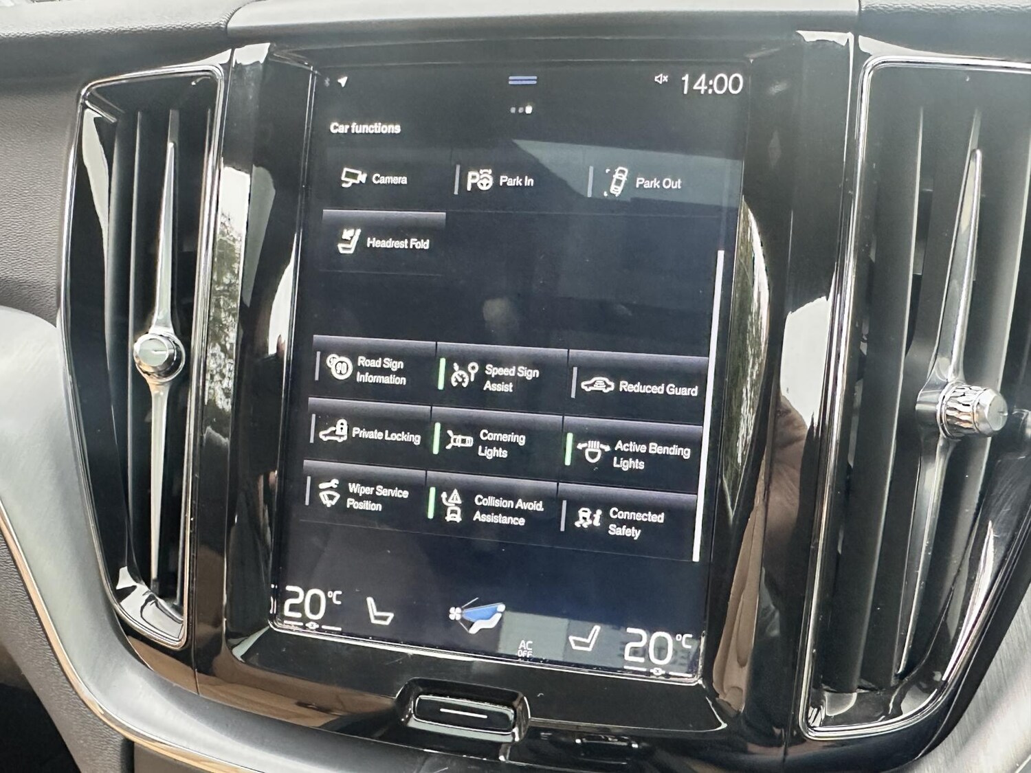 Used Volvo XC60 2017 for sale - 76151048: Photo 28