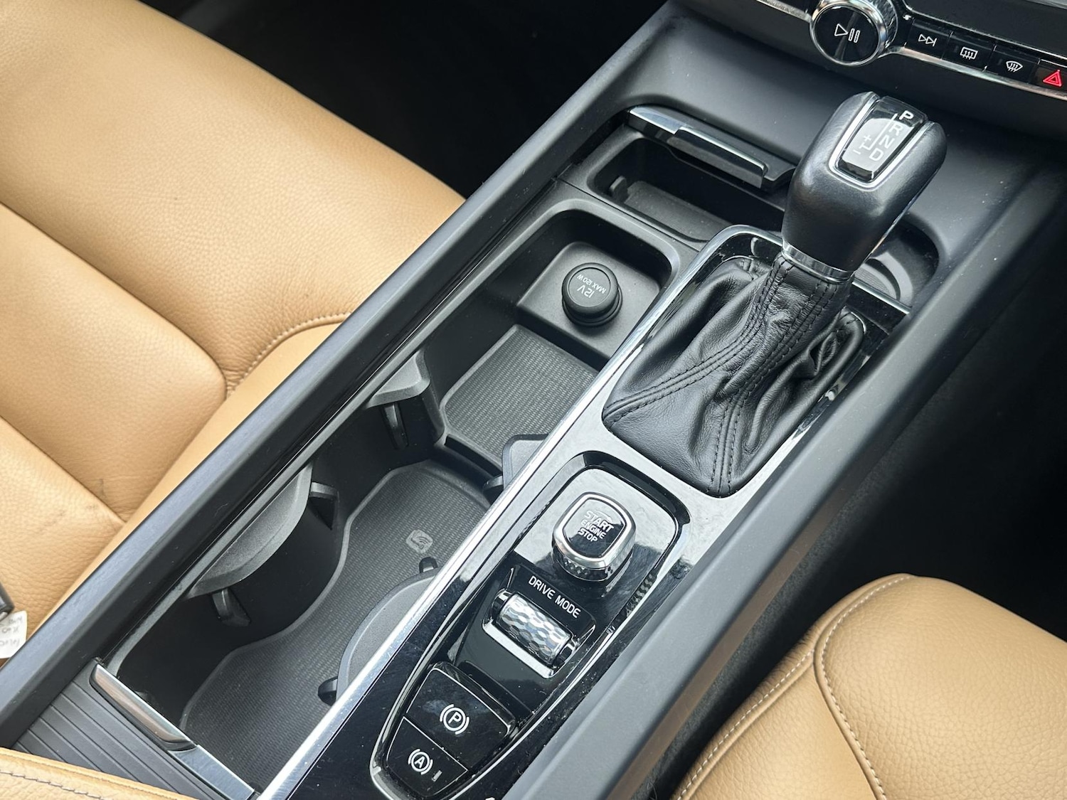 Used Volvo XC60 2017 for sale - 76151048: Photo 29